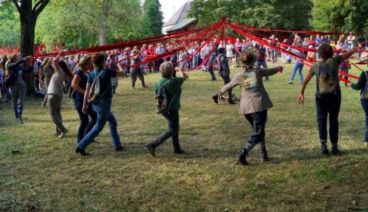 image pour Appel à choristes de la compagnie Les Clandestines